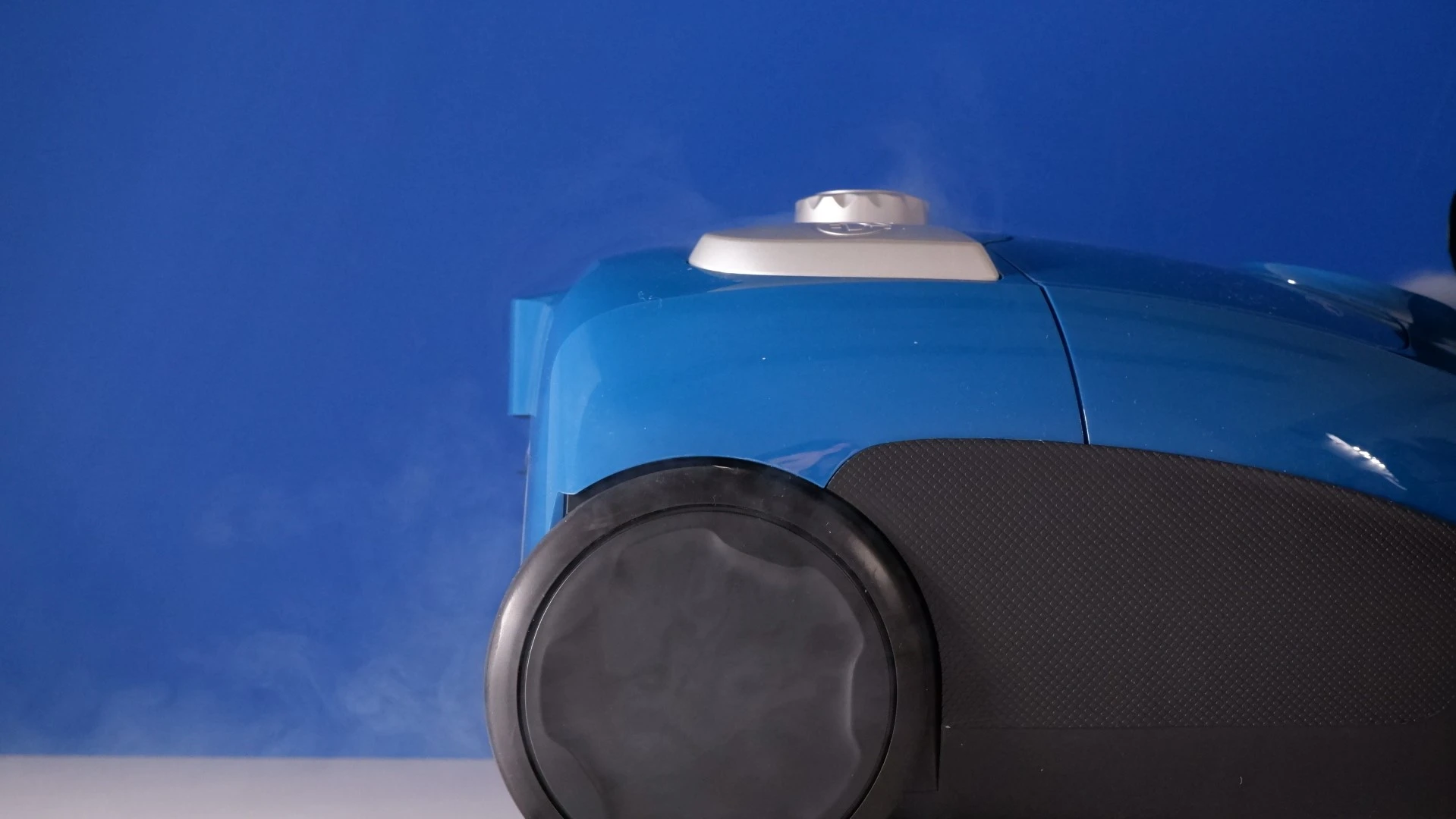 Filtr propouští částice v některých místech Filtr propouští částice v některých místech
