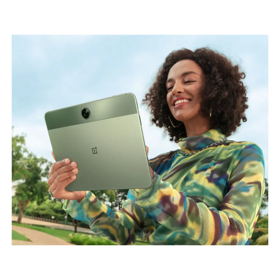 V této cenové hladině už můžete narazit i na modely, které nabízejí prémiovější zpracování z kovu a tenké rámečky okolo displeje. (Zdroj: OnePlus) V této cenové hladině už můžete narazit i na modely, které nabízejí prémiovější zpracování z kovu a tenké rámečky okolo displeje. (Zdroj: OnePlus)
