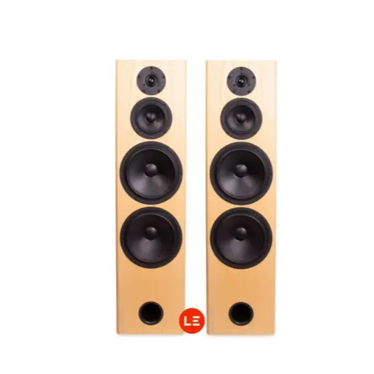 Reproduktory Acoustique Quality Labrador 26 Mk III ve světlém provedení Reproduktory Acoustique Quality Labrador 26 Mk III ve světlém provedení