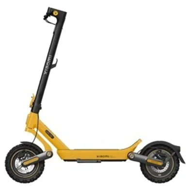 Obrázek zobrazuje elektrickou koloběžku Xiaomi Electric Scooter 6 Ultra