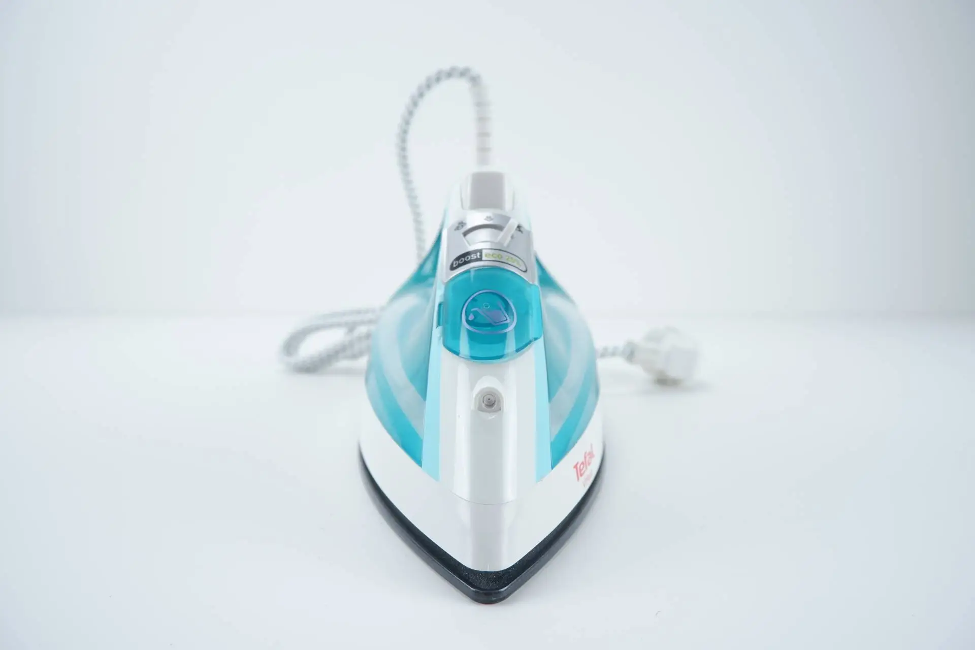 Přední strana Přední strana žehličky Tefal FV 1710E0