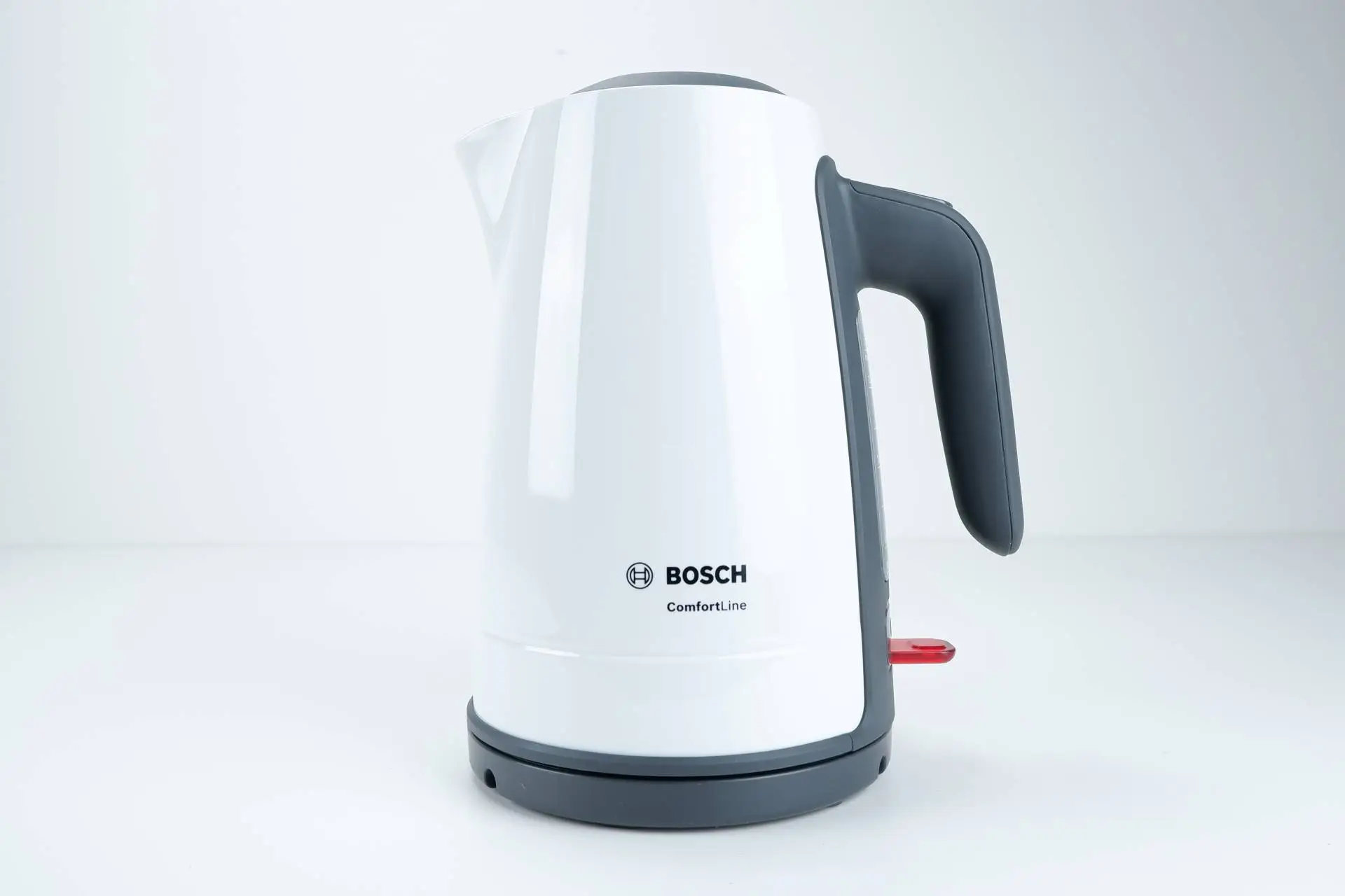 Konvice na podstavě Obrázek konvice Bosch TWK 6A011 na podstavě