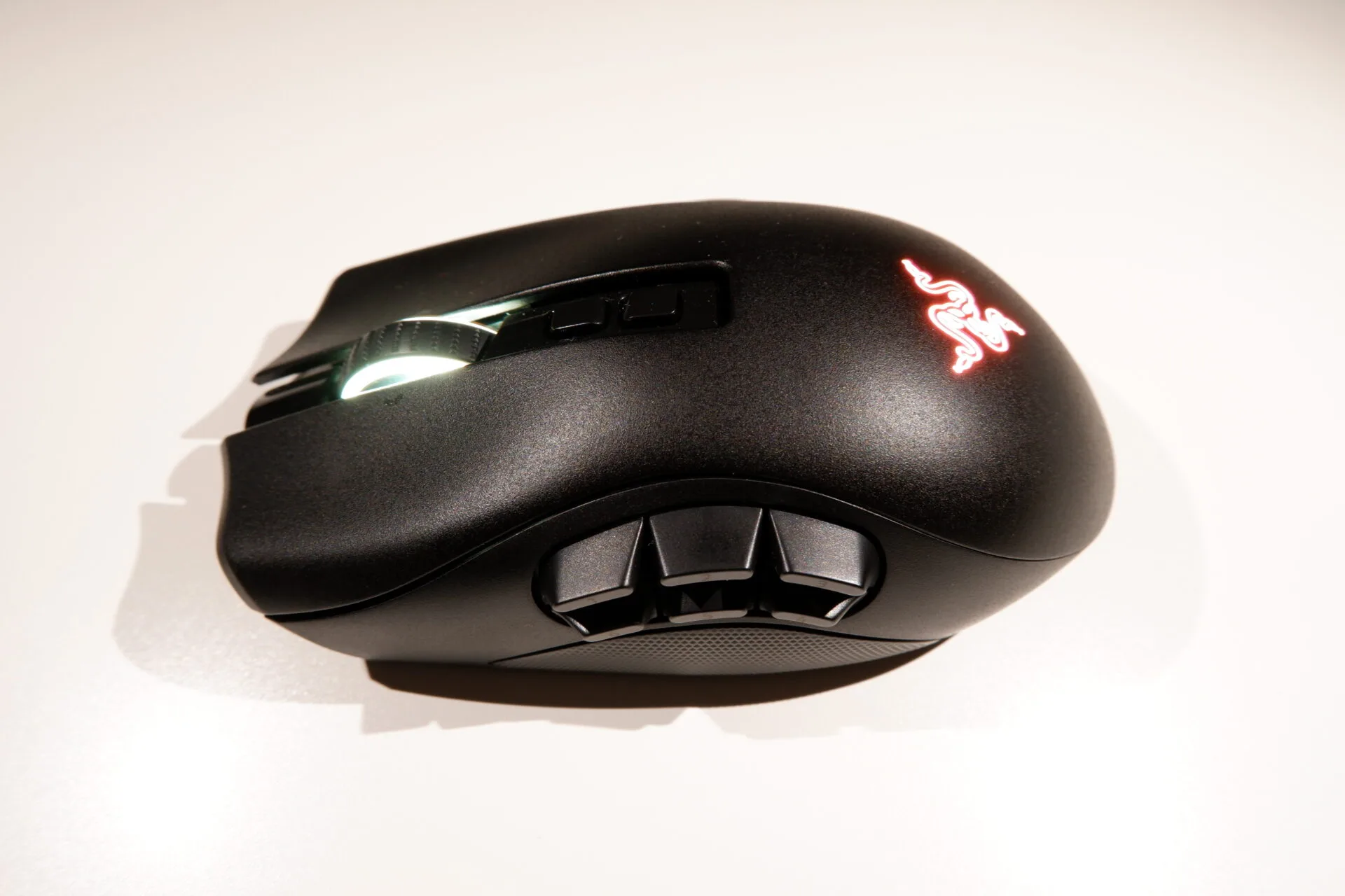 Razer Naga Pro - podsvícení 2/6 tlačítek Razer Naga Pro - podsvícení 2/6 tlačítek