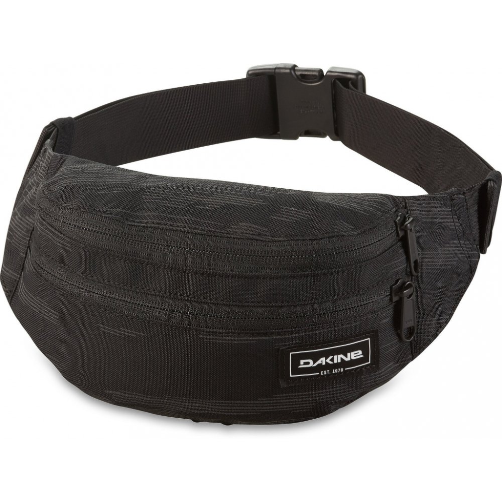 Recenze Dakine Classic Hip Back