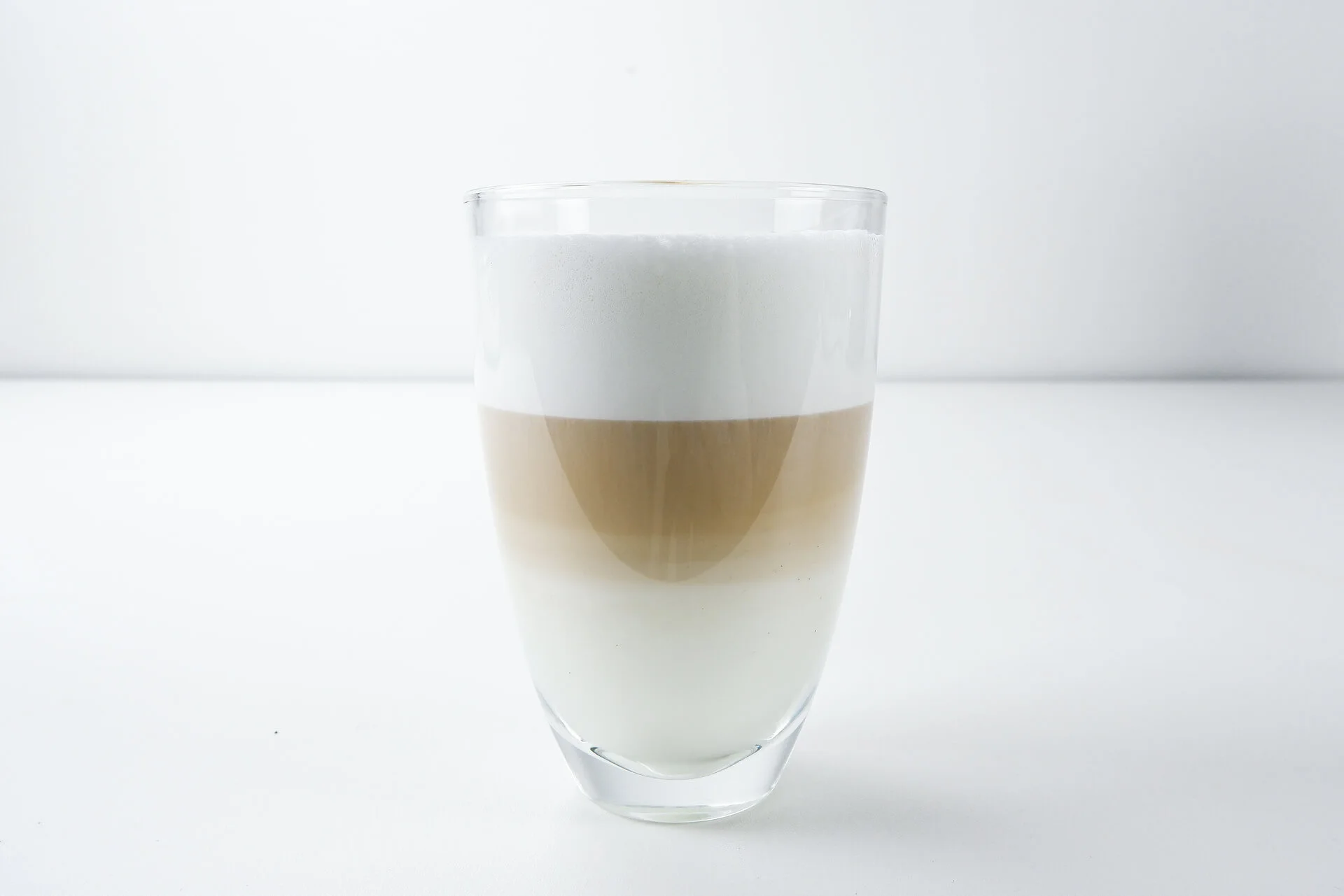 Latte macchiato Zde je námi připravené latte macchiato..