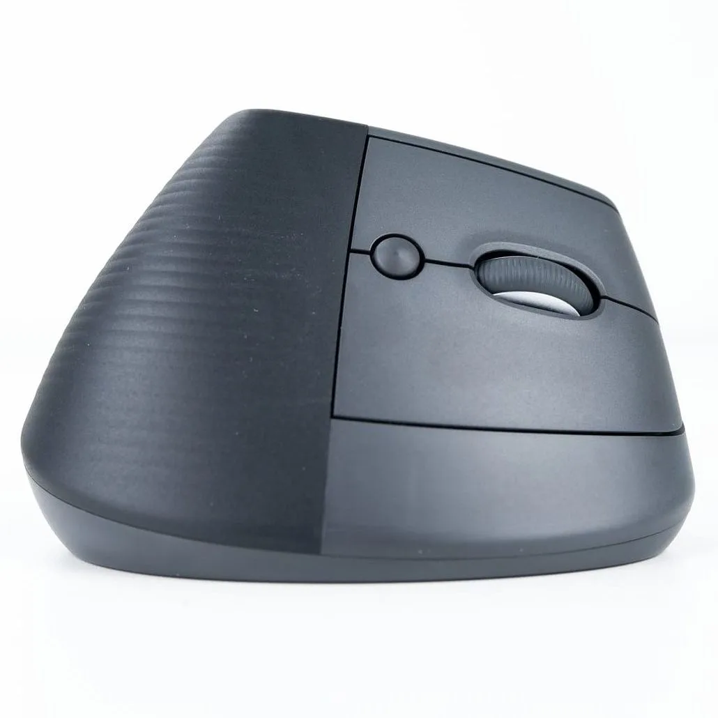 Recenze Logitech Lift