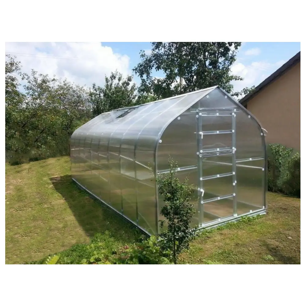 Skleník Gutta Gardentec Standard PROFI – pohled ze přední strany