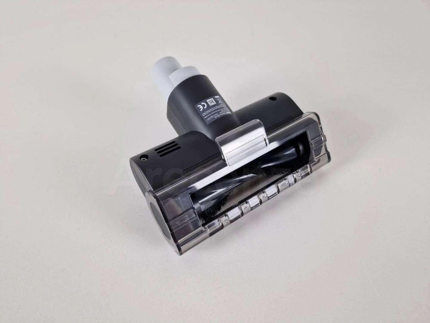 Rotační kartáč na čalounění a chlupy zespodu