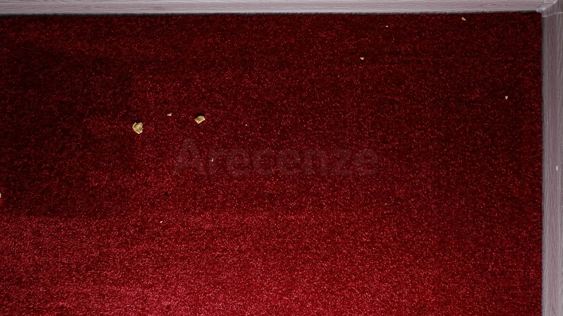 Výsledek na koberci - cornflakes
