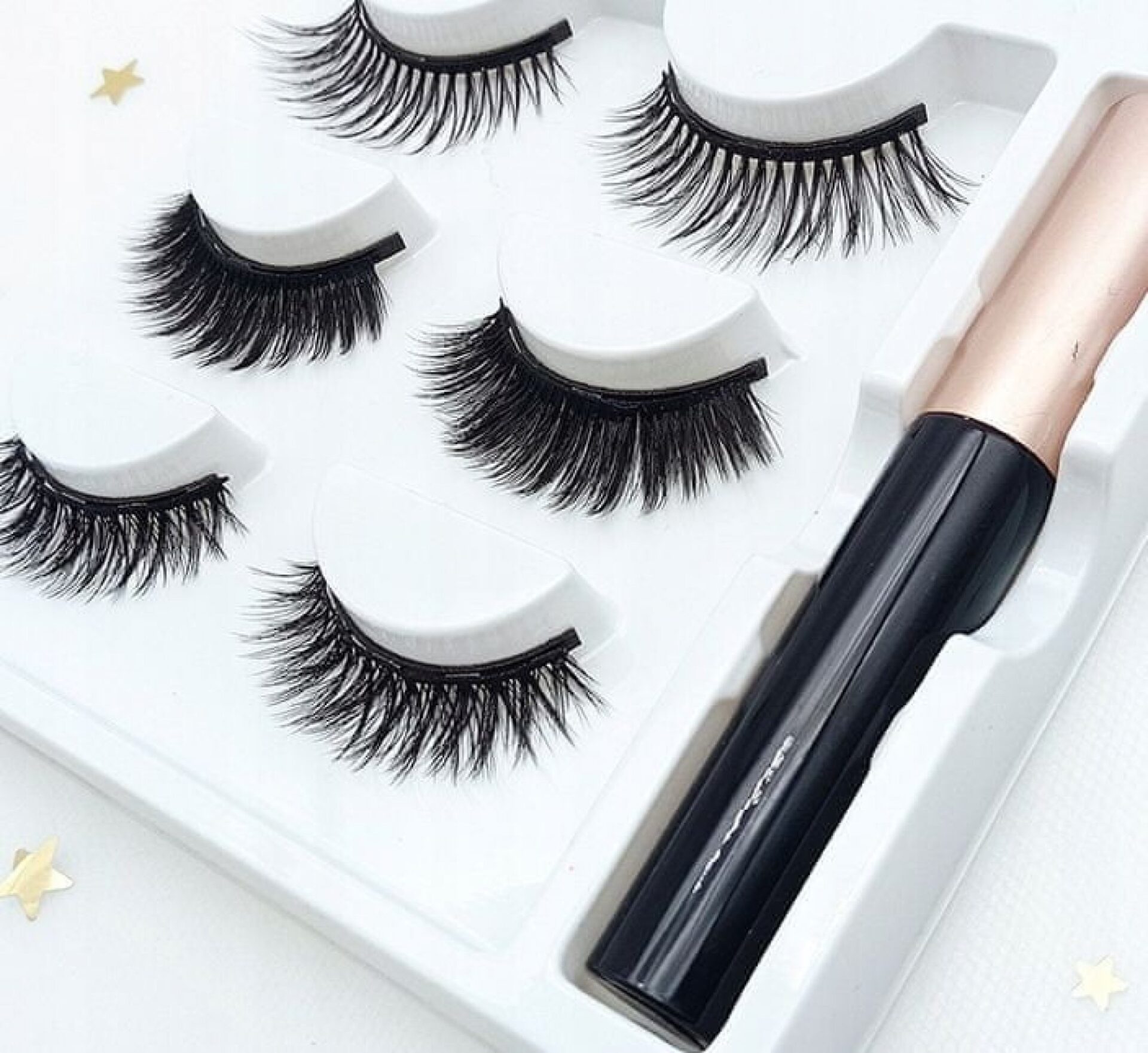 Sada řas s různou tloušťkou i délkou – pokaždé dosáhnete jiného efektu