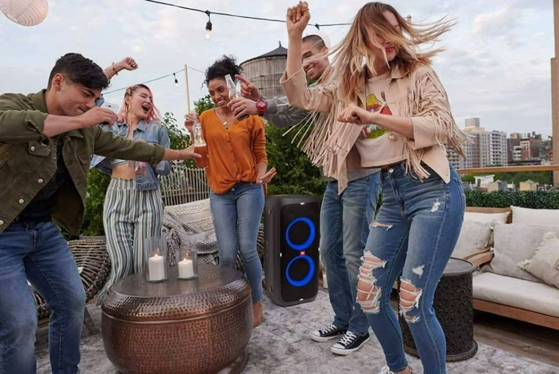 Partybox se stane středobodem každé oslavy Partybox se stane středobodem každé oslavy