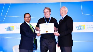 Apple a&nbsp;Android mají společné jádro systému. Kdo je Linus Benedict Torvalds a&nbsp;proč si za Linux nic neúčtuje?