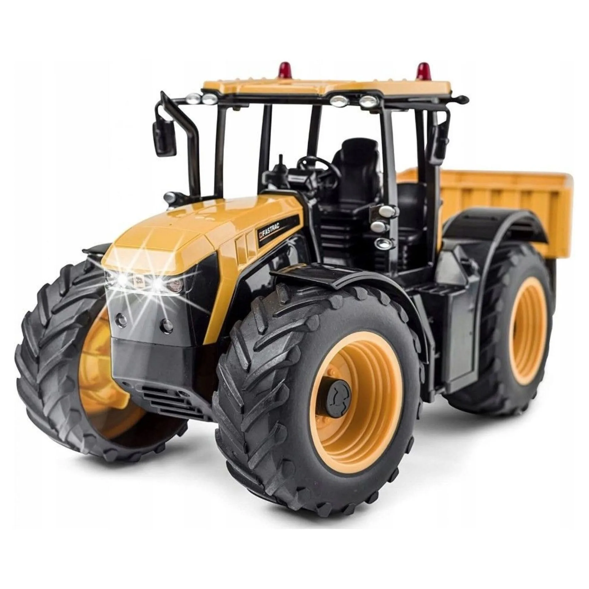 Mnohé RC modely mají světelné efekty Obrázek zobrazuje RC model traktoru se svítícími světly