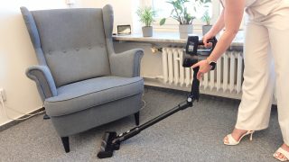 Recenze aku tyčového vysavače Lauben Stick Vacuum & Mop 3in1 400BC – Slušný vysavač s dobrou cenovkou a ohebnou tyčí