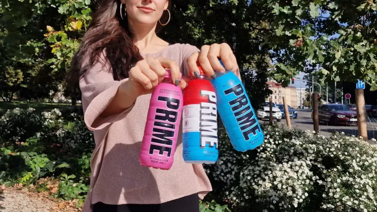 Vyzkoušeli jsme Prime drinky YouTubera Logana Paula za 150 Kč! Budou zakázané? Vyzkoušeli jsme Prime drinky YouTubera Logana Paula za 150 Kč! Budou zakázané?