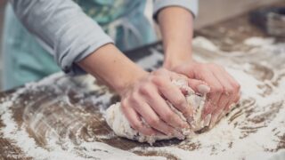 Kuchyňský robot Silvercrest SKM 600&nbsp;C2 je teď nejlevnější v&nbsp;historii: Pořídíte ho o&nbsp;44&nbsp;%&nbsp;levněji