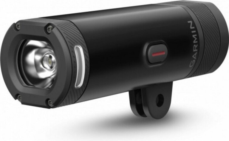 Recenze Garmin Varia UT800