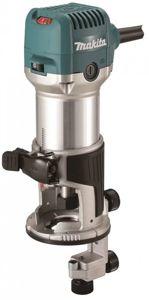 Test Makita RT0702CX2J Recenze Makita RT0702CX2J