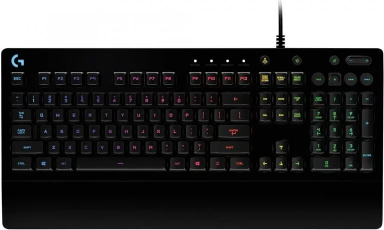 Test Logitech G213 Gaming Prodigy 920-010738 Recenze Logitech G213 Gaming Prodigy 920-010738