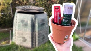 Zasadili jsme vrtáky Parkside a&nbsp;Milwaukee do kompostu: Toto se po 7 dnech stalo (Test rezivění)