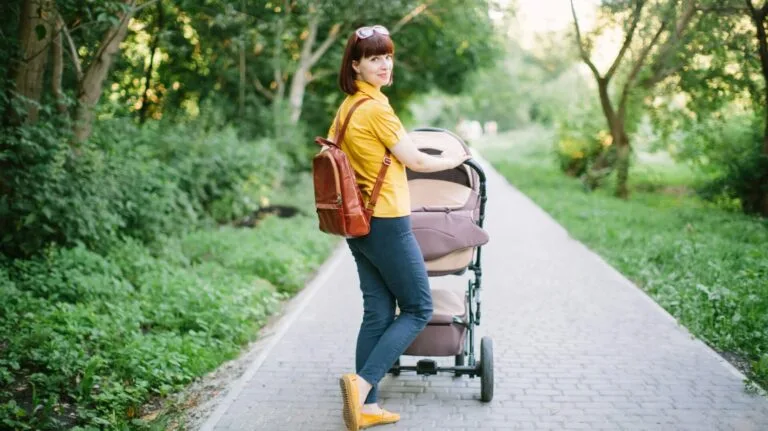 Nejkrásnější kočárky roku 2026: Sousedky se budou otáčet za luxusním Emmaljunga i&nbsp;dostupným BabyStyle za 7000&nbsp;Kč