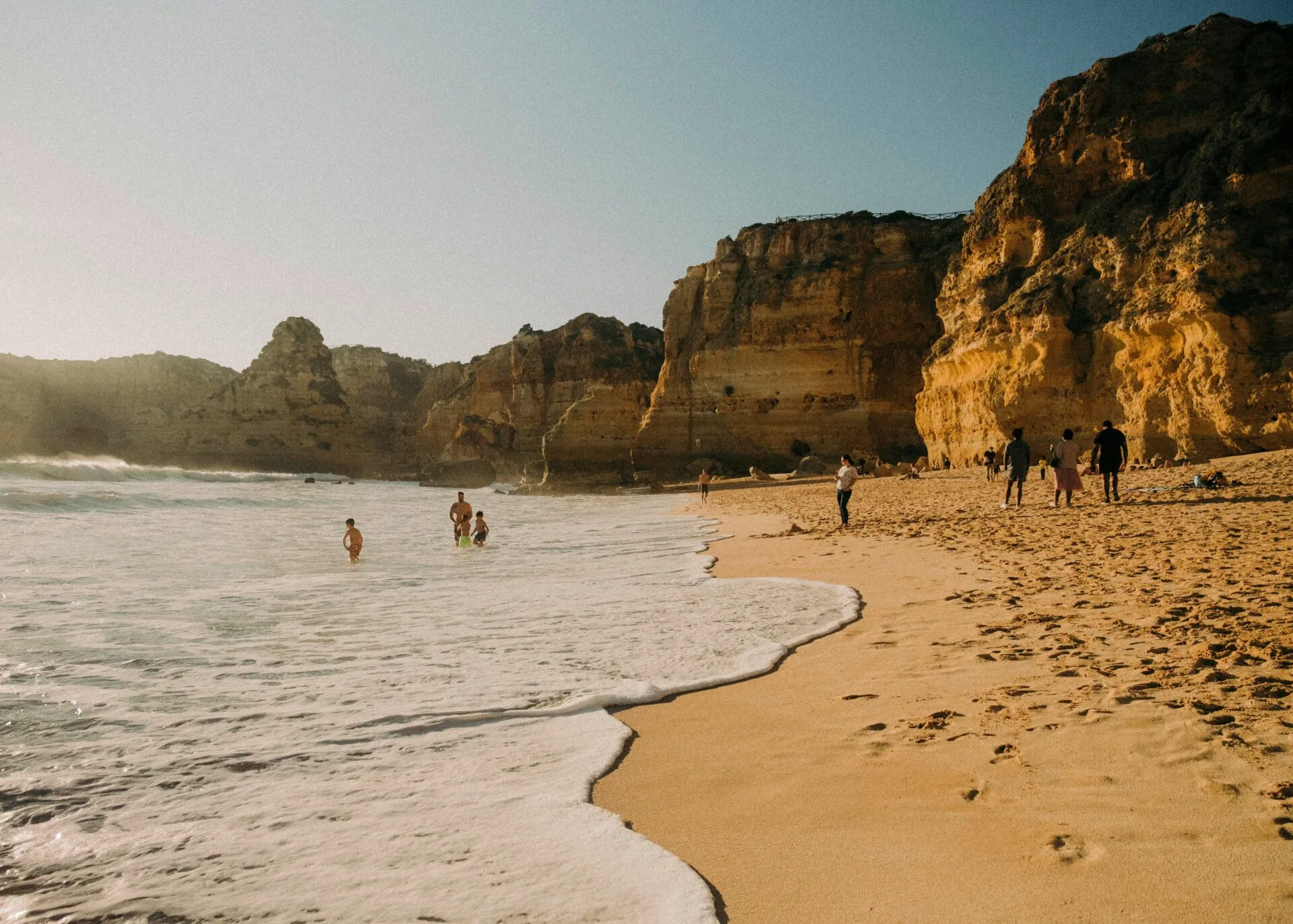 Praia da Falésia, Portugalsko Praia da Falésia, Portugalsko