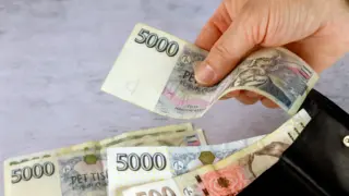 Nejlepší spořicí účty (září 2026): UniCredit Bank poskočila o&nbsp;0,8&nbsp;%, solidní úrok nabízí i&nbsp;CREDITAS