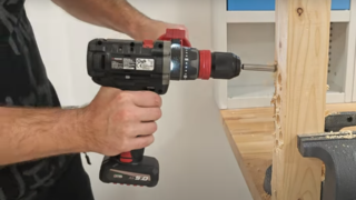 1. recenze nové aku vrtačky Parkside Performance je na světě: „Blikátka“ jako z&nbsp;devadesátek, ale skvělý výkon