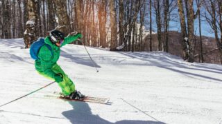Jaké lyže používají čeští lyžaři? Nejčastěji narazíte na Atomic, Elan či Rossignol