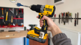 Velké překvapení testu aku vrtaček: DeWalt DCD805 je malý a extrémně výkonný (Test a recenze)