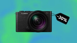 Sleva dne: Oblíbená plnoformátová bezzrcadlovka Panasonic teď stojí o&nbsp;13&nbsp;000&nbsp;Kč&nbsp;méně