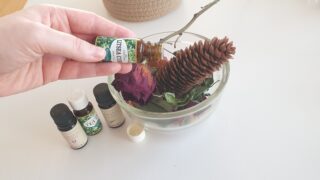 Valentýnský tip: Darovaná růže nepotěší každou, může však posloužit jako perfektní potpourri