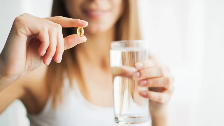 Testy kloubních výživ: Které 3&nbsp;si vedou dle testerů nejlépe?