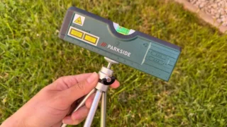 Test laserové vodováhy Parkside PLW A4: Za 200&nbsp;Kč&nbsp;jsem dostala světýlko, ne přesnost