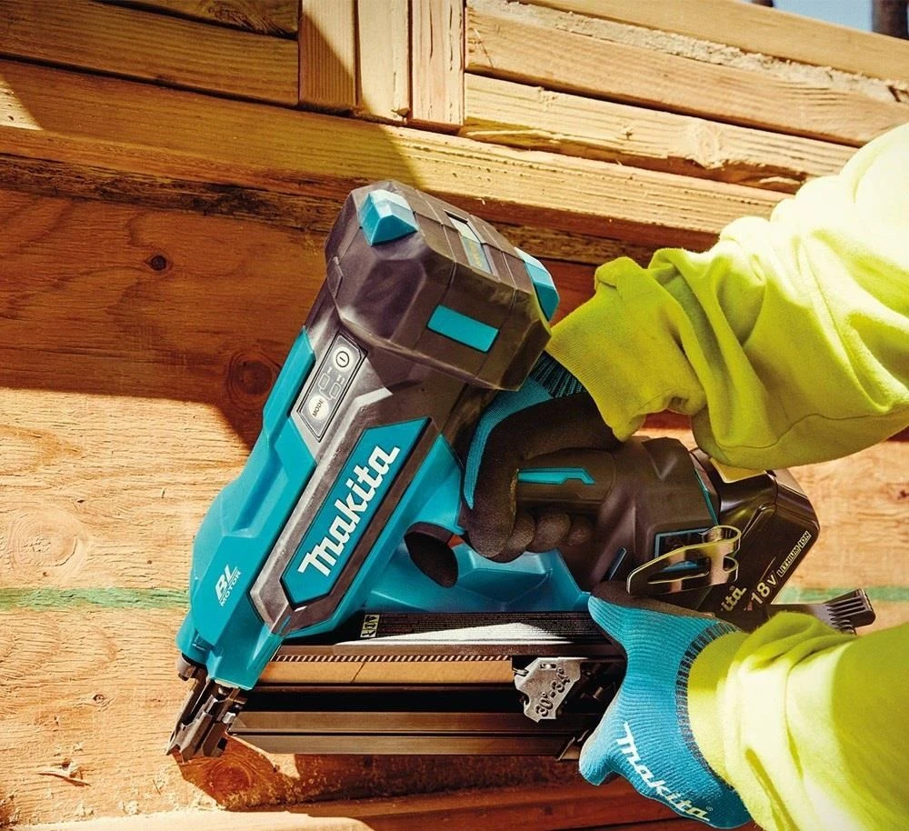 Makita XNB07Z