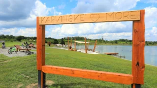 České „moře“ na Karvinsku: Tyskysová voda a&nbsp;unikátní atmosféra. Místní se bojí, že ho Češi objeví
