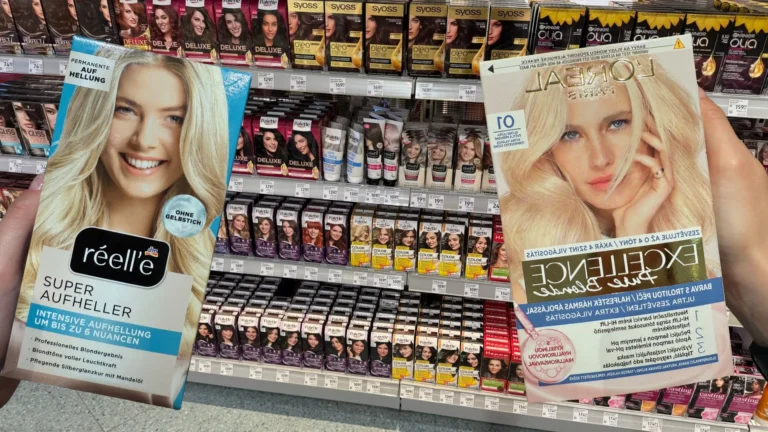 Nejlepší melír z&nbsp;drogerie: Nabídka speciálních produktů je omezená, použít můžete klasickou barvu