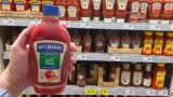 Kečup skoro bez rajčat? Testoval jsem 14 produktů, Hellmann’s má v&nbsp;sobě rajčat jen málo