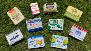 Nejhorší máslo podle našeho testu: Italská kostka byla mdlá, jemně nahořklá a&nbsp;s&nbsp;aroma sýra