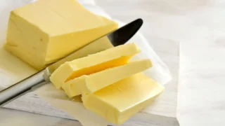 Obchodní řetězec stahuje máslo? Inspekce letos odhalila závadné produkty, podle ní jsou nebezpečné