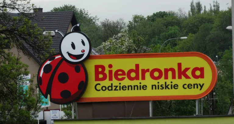 Biedronka v&nbsp;Česku: Polský řetězec nabízí až 3× nižší ceny než u&nbsp;nás, u&nbsp;sousedů už přitom dávno je