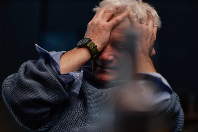 Lékaři varují: chytré hodinky ničí psychiku tisíců Čechů. Pokud je nosíte takhle, děláte si víc škody než užitku