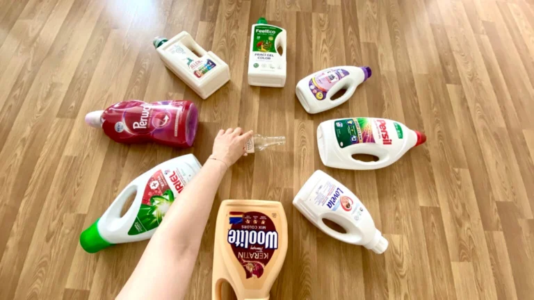 5 nejlevnějších pracích gelů (Redakční testy): Některé poráží drahé značky, jiné spíš jen voní 5 nejlevnějších pracích gelů (Redakční testy): Některé poráží drahé značky, jiné spíš jen voní