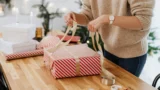 Dáváte pod stromek kosmetiku? Dárky rozbalte, 13 produktů obsahuje nebezpečné látky