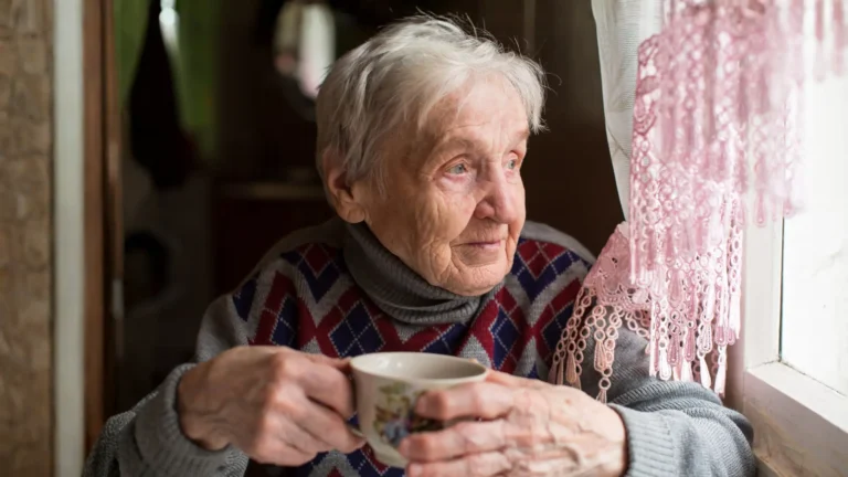 Pozor na cash trapping: Expert varuje před novým trikem zlodějů, chvilka nepozornosti vás může stát úspory