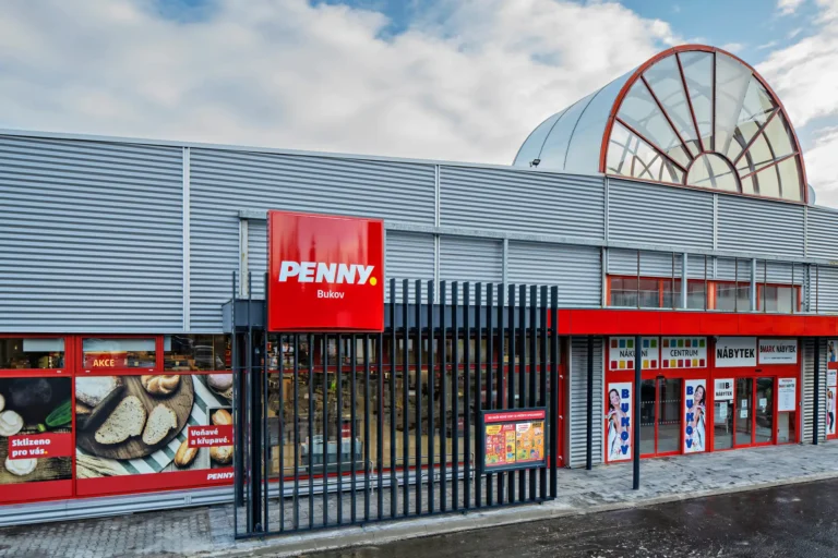 Penny leták od 3. června 2026: Studentská pečeť o&nbsp;64 procent levněji, Manhattan zmrzlina spadla o&nbsp;120 korun