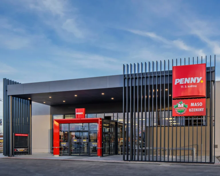 Penny se prý chystá k&nbsp;prodeji. České vedení to odmítá, za kuloáry se ale nejspíš něco děje. Prodej by zdražil potraviny