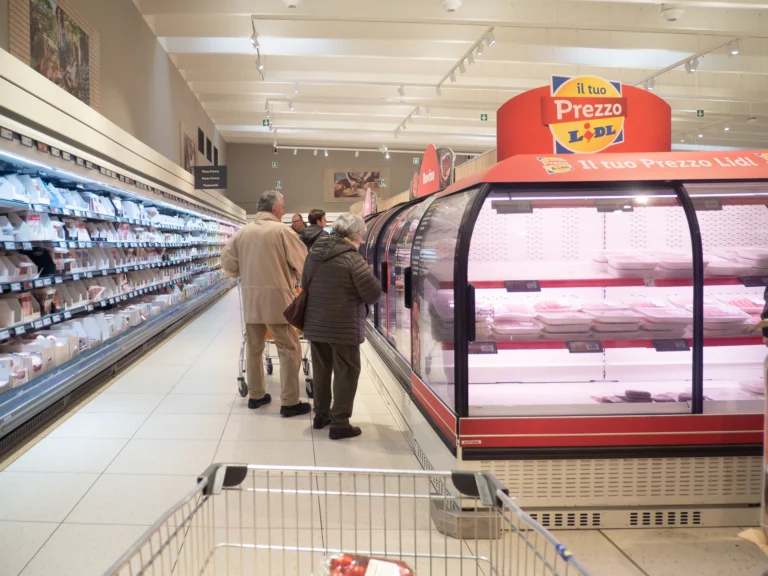 V&nbsp;Lidlu chytili seniorku při krádeži. Místo odsouzení přišlo dojetí