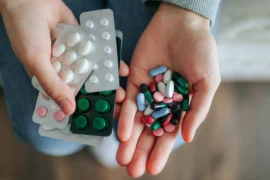 Lékárny stahují 4 závadné léky: Mezi nimi je i&nbsp;volně prodejný Aspirin C, zkontrolujte lékárničku