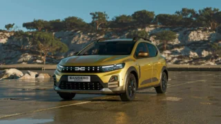 Nejprodávanější auto pohořelo v&nbsp;testech 2026: Dacii Sandero ale stejně lidé v&nbsp;ČR kupují ve velkém